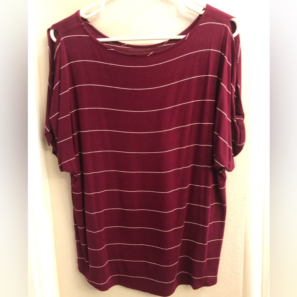 Women’s short sleeve